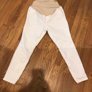 EUC White Old Navy Maternity Jeans 10 SHORT
